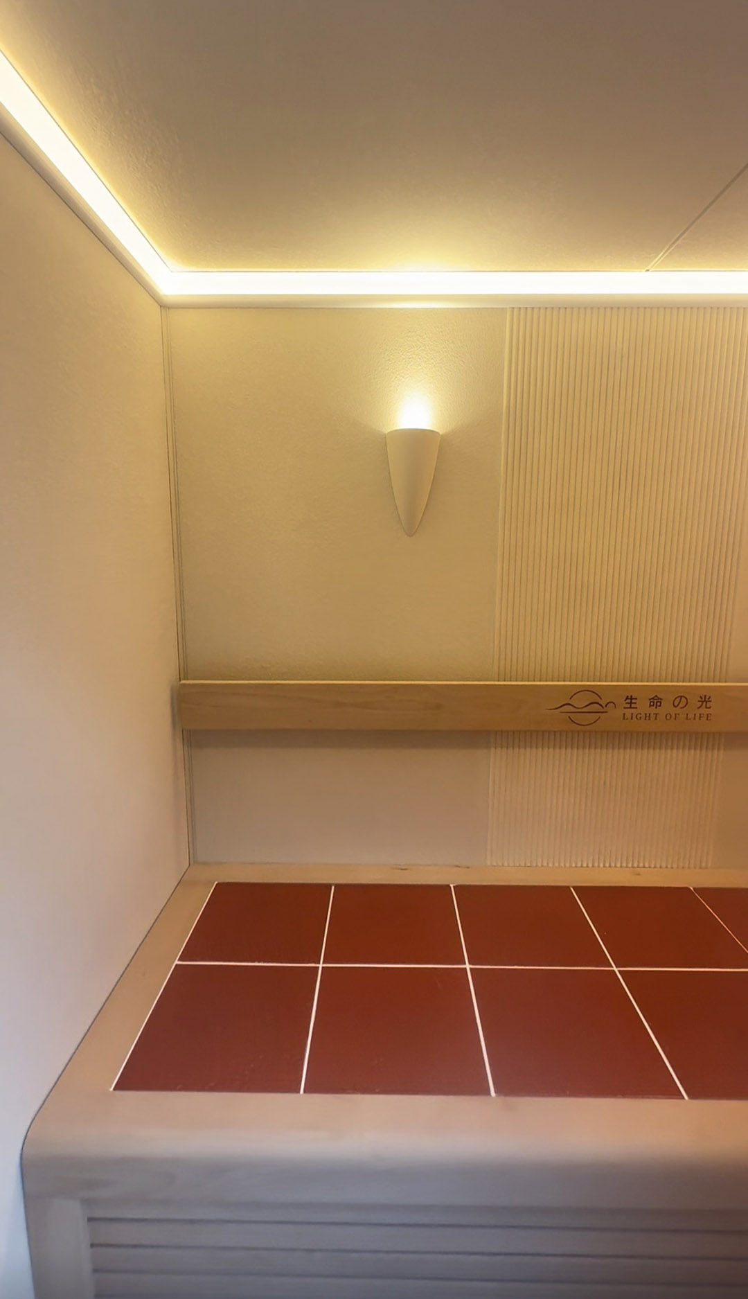昆明·春城首府生命之光移动养舱实景图